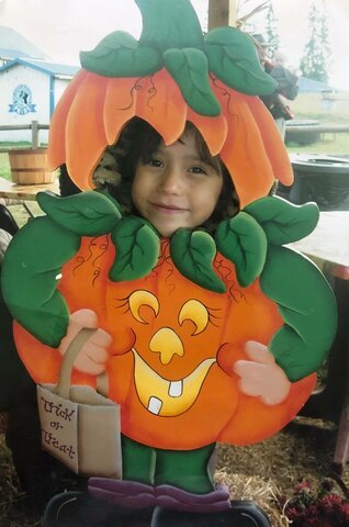 When I was in kindergarten, the school made a trip to a small farm because it was close to Halloween.