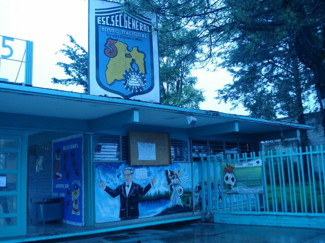 In 2016 I started my studies at the national anthem high school.