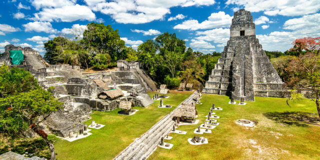 LOS MAYAS