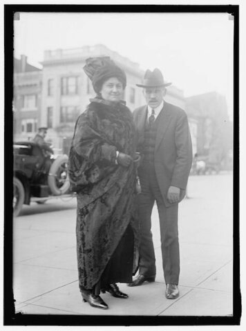 Montessori Educational Association founded in the USA