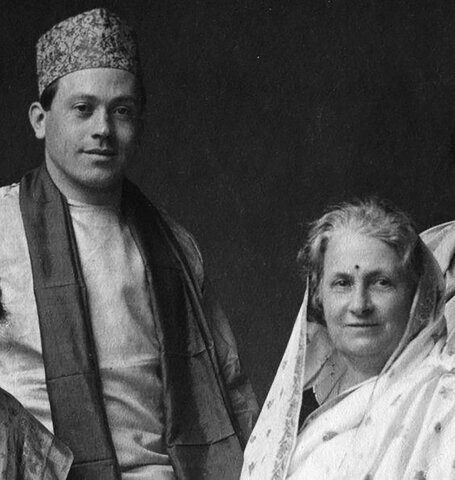 Due to WWII, the Montessoris are held in India