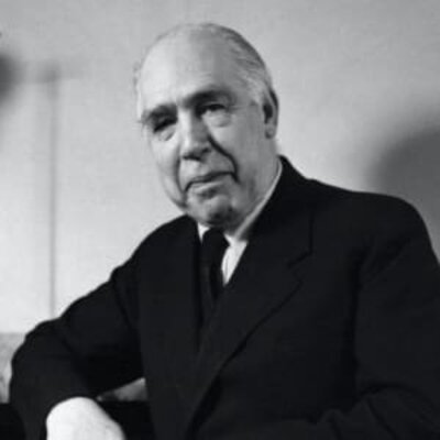 Timeline: Niels Bohr (1885-1962)