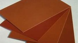 Timeline: Línea de Tiempo, Baquelita y circuitos en placas de baquelita