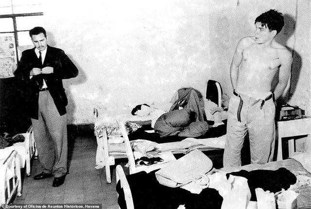 Exile in Mexico and Meets Ché Guevara.