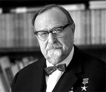 Aleksandr Ivánovich Oparin.