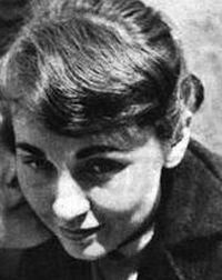 Mirta enters junior year at university