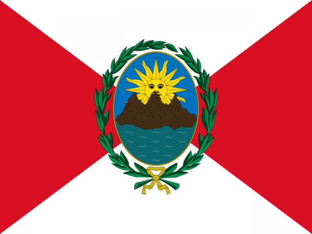 Primera bandera del Perú