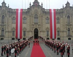 EL BICENTENARIO DEL PERÚ