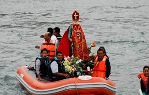 PASEO EN LANCHA A SAN PEDRO Y SAN PABLO