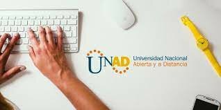 Estudiante de la UNAD