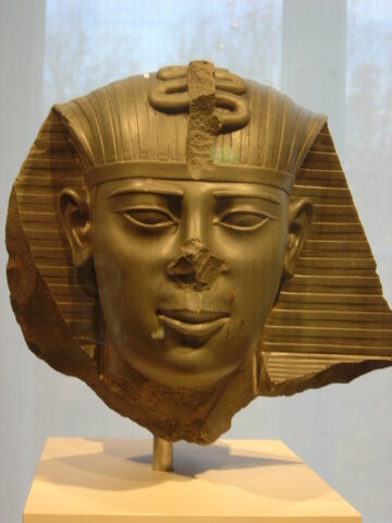 Egipto es conquistado por Persia