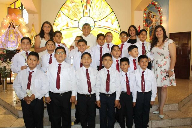 MI PRIMERA COMUNIÓN