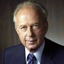 Isaac Rabin recibe el premio Nobel de la paz