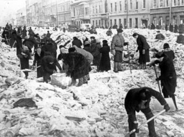 Siege of Leningrad begins