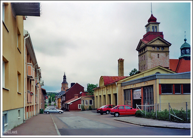 Hon flyttade till Falun i Dalarna