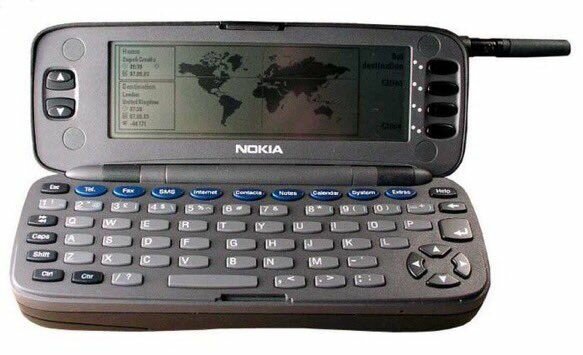 El primer celular con Internet