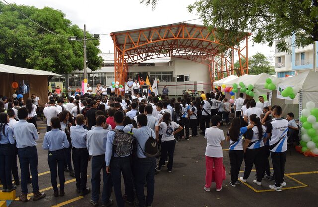 1992 Articulación con la media