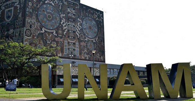 En la UNAM,  se creó los Colegios de Ciencias y Humanidades