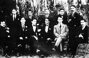 Integración a un Grupo Intelectual