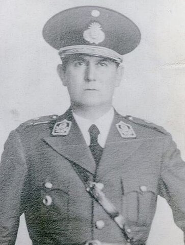 Golpe de estado militar por tres líderes