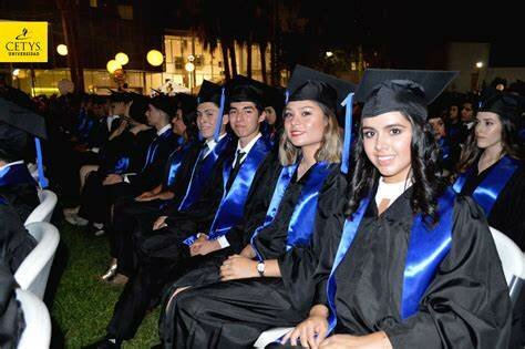 GRADUACIÓN DE LA REPARATORIA