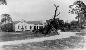 Selby family buys land and builds home at Hudson Bayou and Sarasota Bay