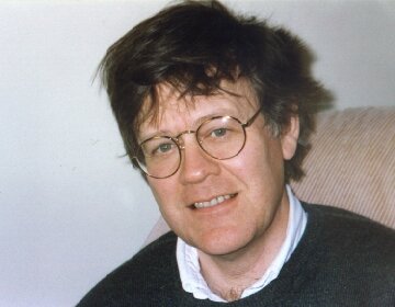 Martin F Porter: stemming