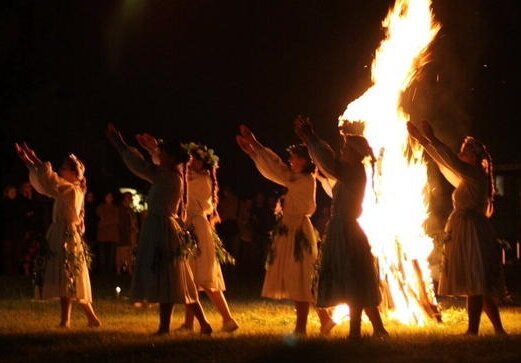 Посвящение 992 года