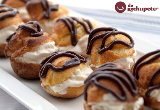 Profiteroles