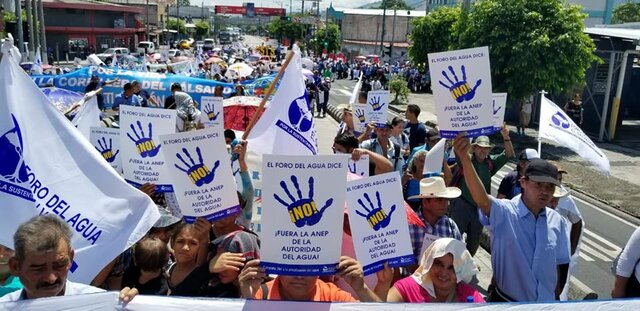 Campaña: No a la privatización del Agua