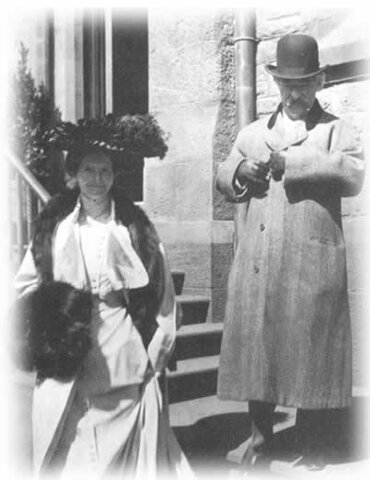 Mark Twain Marries Olivia "Livy" Langdon