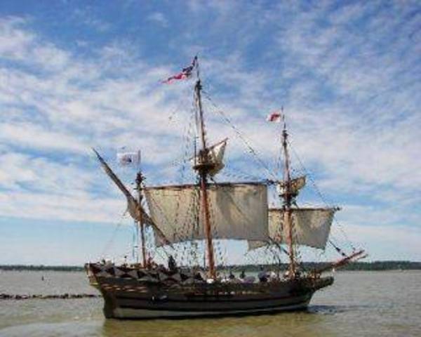 Gates decides to abandon Jamestown