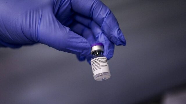 La vacuna de la Universidad de Oxford/AstraZeneca entra en la fase dos de su ensayo