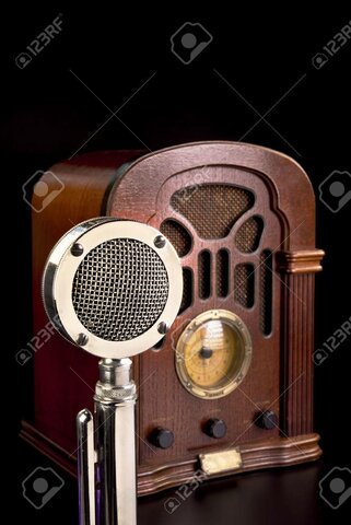 Se inventa la radio.