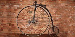 Yüksek Tekerlekli Bisiklet