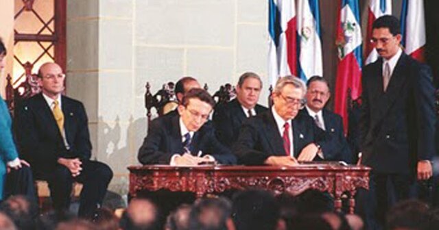 Firma de Acuerdo Global sobre el Acuerdo de calendario y Firma en Oslo