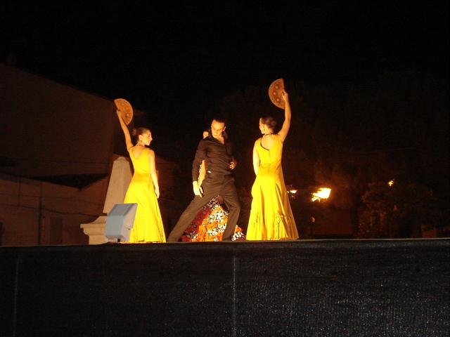 Me cambio de escuela de baile.