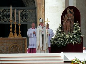 Elección del Papa de la Iglesia Católica: Francisco. Italia