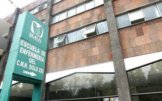 Se funda la Escuela de Enfermería del Instituto Mexicano