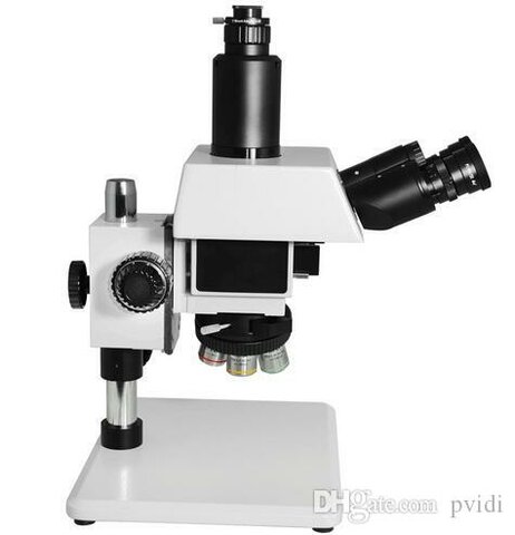 La microscopía de contraste de interferencia diferencial.