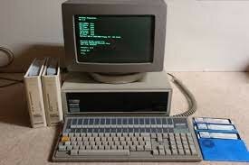 (IBM) Las Computadoras OLIVETTI