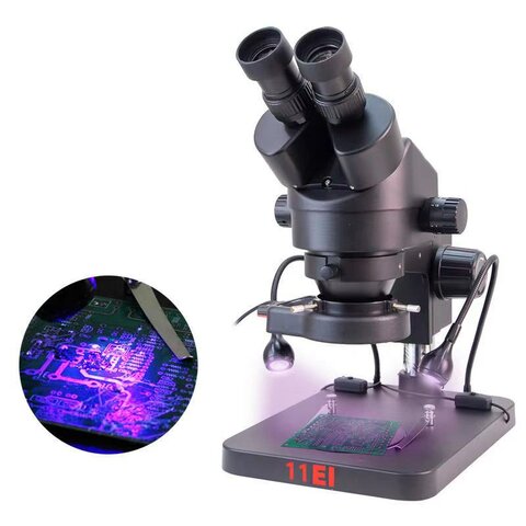 Microscopio de luz ultravioleta.