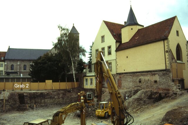 Grave of Franconian woman uncovered during renovation work in Würzburg's Old City.