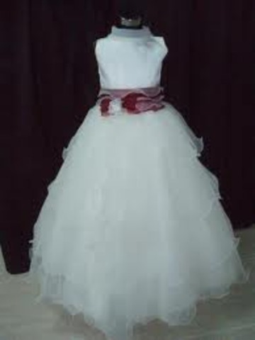 PRIMERA COMUNION DE MI HERMANO Y MIA