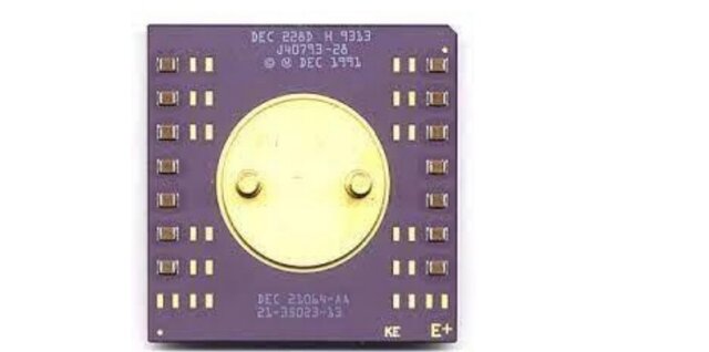 DEC presenta el primer chip