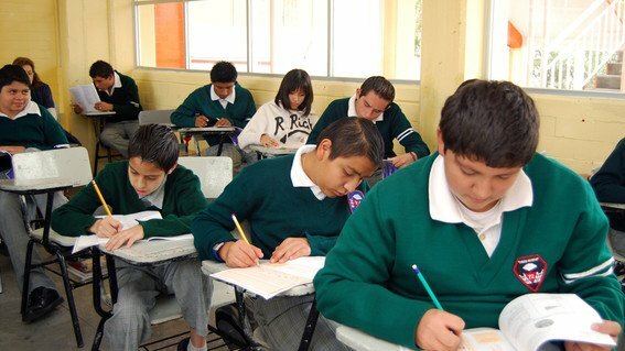 La Educación primaria y secundaria son obligatorias