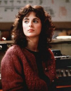 Marlee Matlin recieves an Academy Award and Golden Globe