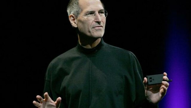 Steve Jobs recibe un trasplante de hígado