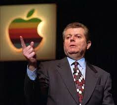 Gil Amelio al frente de Apple.