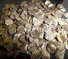 English King Ethelred pays Danish Vikings